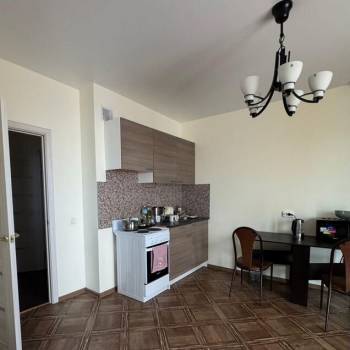 Продается 1-комнатная квартира, 45 м²