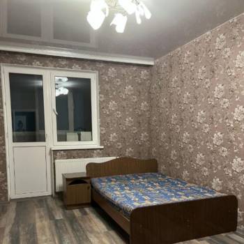 Сдается 2-х комнатная квартира, 80 м²