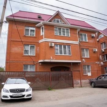 Сдается 1-комнатная квартира, 50 м²