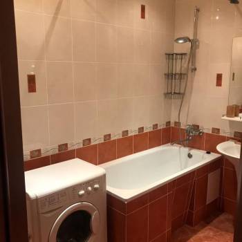 Сдается 1-комнатная квартира, 50 м²