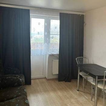 Сдается 1-комнатная квартира, 39 м²