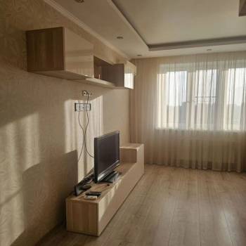 Сдается 1-комнатная квартира, 48 м²