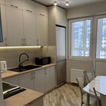 Сдается 1-комнатная квартира, 43 м²
