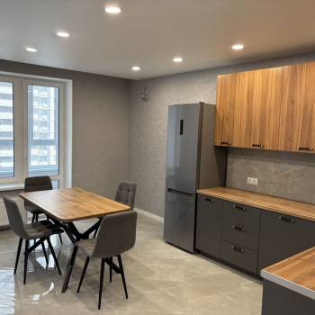 Сдается Многокомнатная квартира, 92 м²