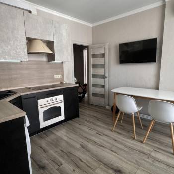 Сдается 1-комнатная квартира, 43 м²