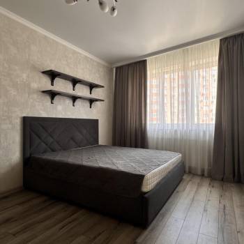 Сдается 1-комнатная квартира, 43 м²