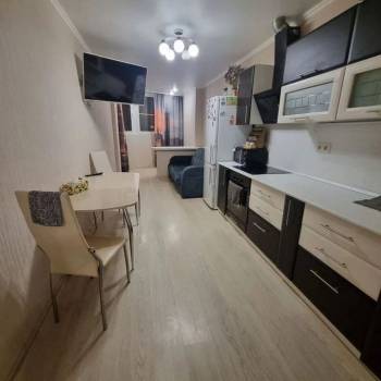 Сдается 2-х комнатная квартира, 69 м²