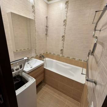 Сдается 2-х комнатная квартира, 62 м²