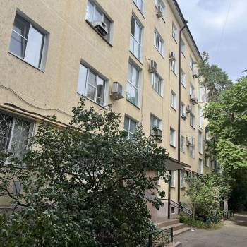 Продается 1-комнатная квартира, 35 м²