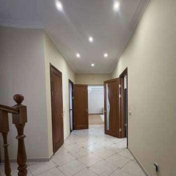 Продается Дом, 290 м²