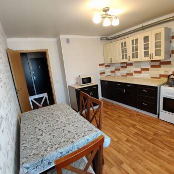 Продается 1-комнатная квартира, 45 м²