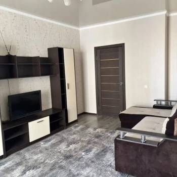 Сдается 1-комнатная квартира, 44 м²