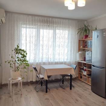 Сдается 2-х комнатная квартира, 70 м²