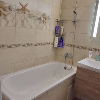 Сдается 2-х комнатная квартира, 70 м²