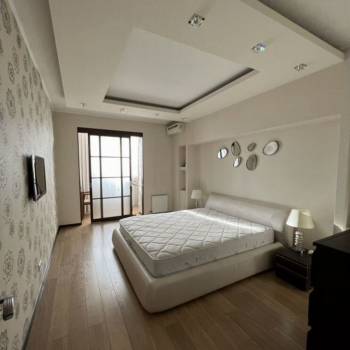 Продается 2-х комнатная квартира, 76 м²