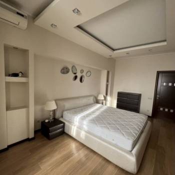 Продается 2-х комнатная квартира, 76 м²