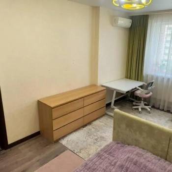 Продается 3-х комнатная квартира, 104,8 м²