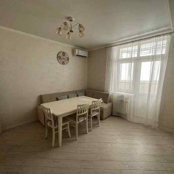 Сдается 2-х комнатная квартира, 65 м²