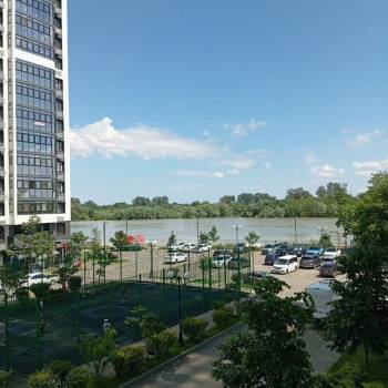 Сдается 1-комнатная квартира, 40,7 м²