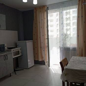 Сдается 1-комнатная квартира, 40,7 м²