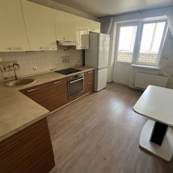Сдается 2-х комнатная квартира, 65,6 м²