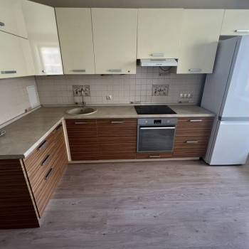 Сдается 2-х комнатная квартира, 65,6 м²