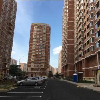 Продается 1-комнатная квартира, 44 м²