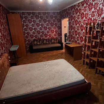 Сдается 1-комнатная квартира, 50 м²