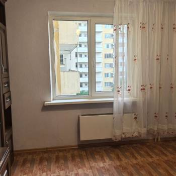 Сдается Многокомнатная квартира, 90 м²
