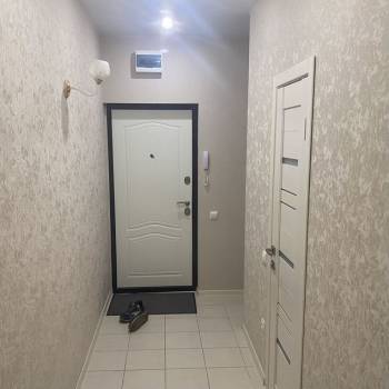 Продается 1-комнатная квартира, 40 м²