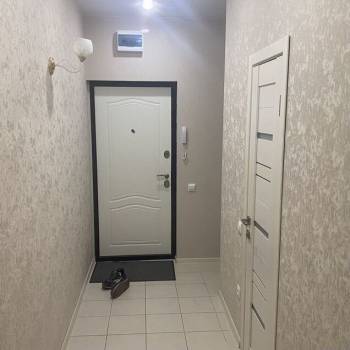 Продается 1-комнатная квартира, 40 м²