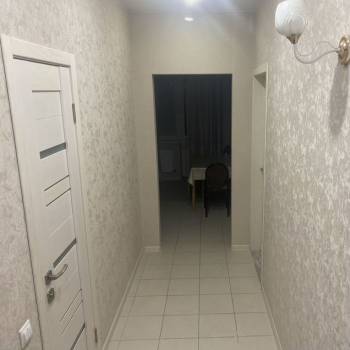 Продается 1-комнатная квартира, 40 м²