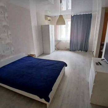 Сдается 1-комнатная квартира, 53 м²