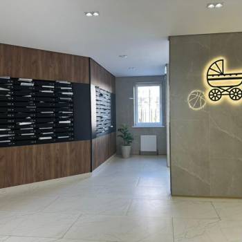 Продается 2-х комнатная квартира, 77 м²