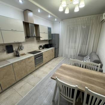 Сдается 1-комнатная квартира, 46,7 м²