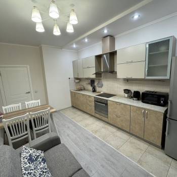 Сдается 1-комнатная квартира, 46,7 м²