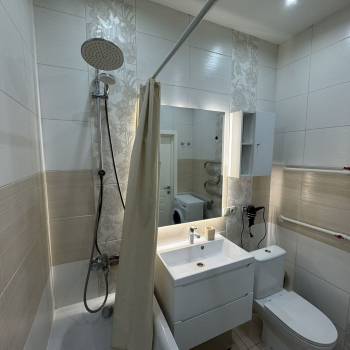 Сдается 1-комнатная квартира, 46,7 м²