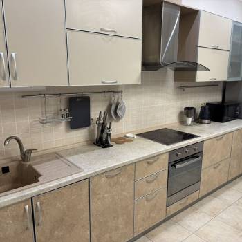 Сдается 1-комнатная квартира, 46,7 м²