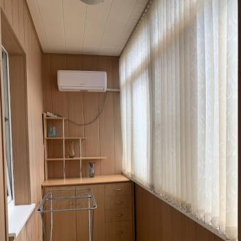 Сдается 1-комнатная квартира, 61 м²