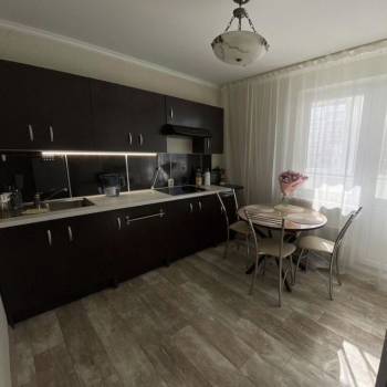 Сдается 2-х комнатная квартира, 58 м²
