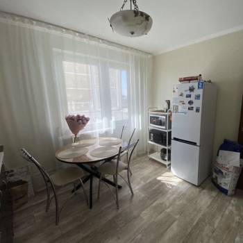 Сдается 2-х комнатная квартира, 58 м²
