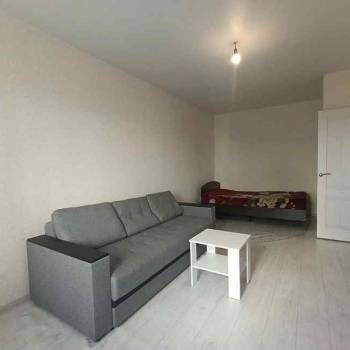 Сдается 1-комнатная квартира, 37 м²
