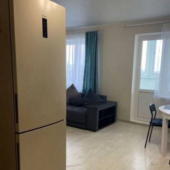 Сдается Многокомнатная квартира, 84 м²