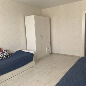 Сдается Многокомнатная квартира, 84 м²
