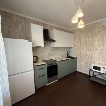 Сдается 1-комнатная квартира, 39 м²
