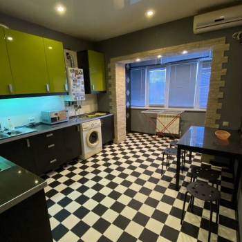 Сдается 1-комнатная квартира, 48 м²