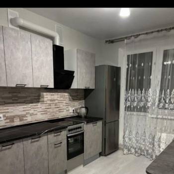 Сдается 1-комнатная квартира, 35 м²
