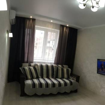 Сдается 1-комнатная квартира, 38 м²
