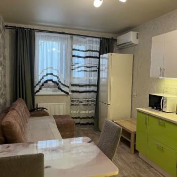 Сдается 1-комнатная квартира, 44 м²