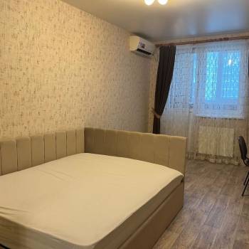 Сдается 1-комнатная квартира, 44 м²